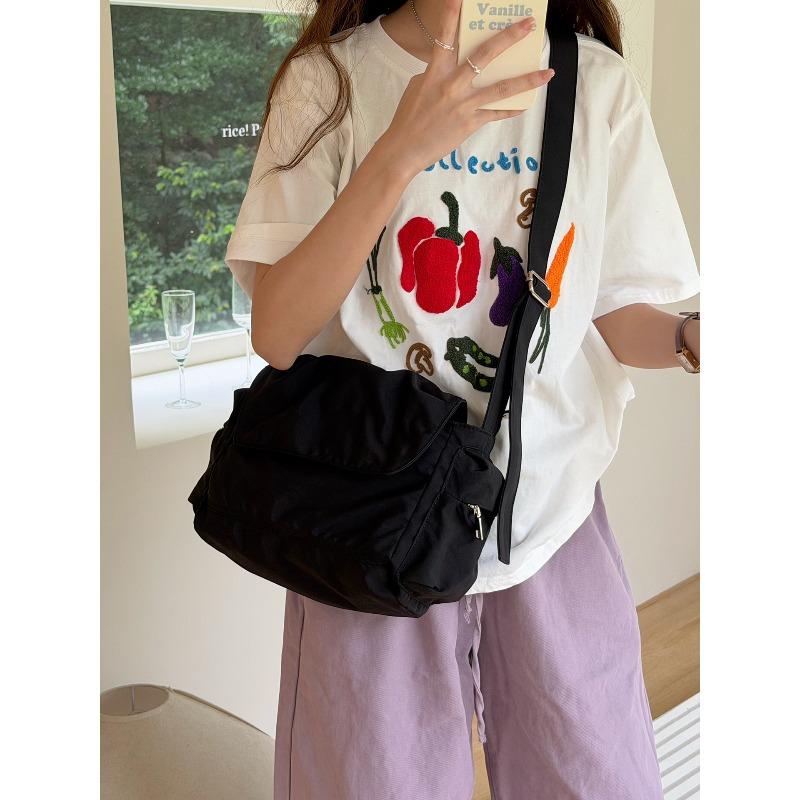 Postman Bag - A Laid-back and Stylish Daily Lightweight Shoulder-Strap Crossbody Bag