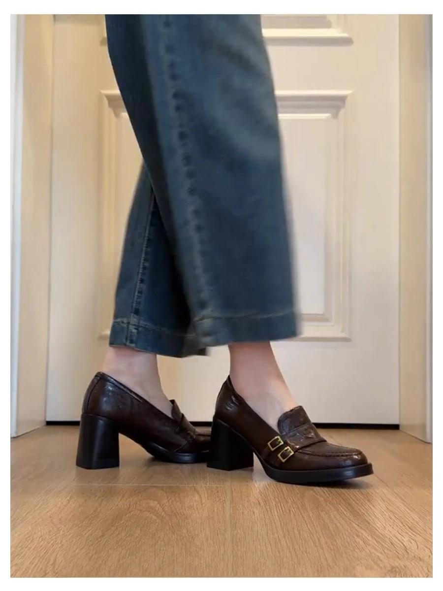 

Retro versatile thick heel height increasing loafers for women 2026 new British style commuting leather shoes 40