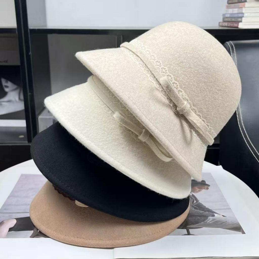French romantic white rich women's golden wind top hat autumn and winter high-end Hepburn wind pure wool woolen small brim basin hat