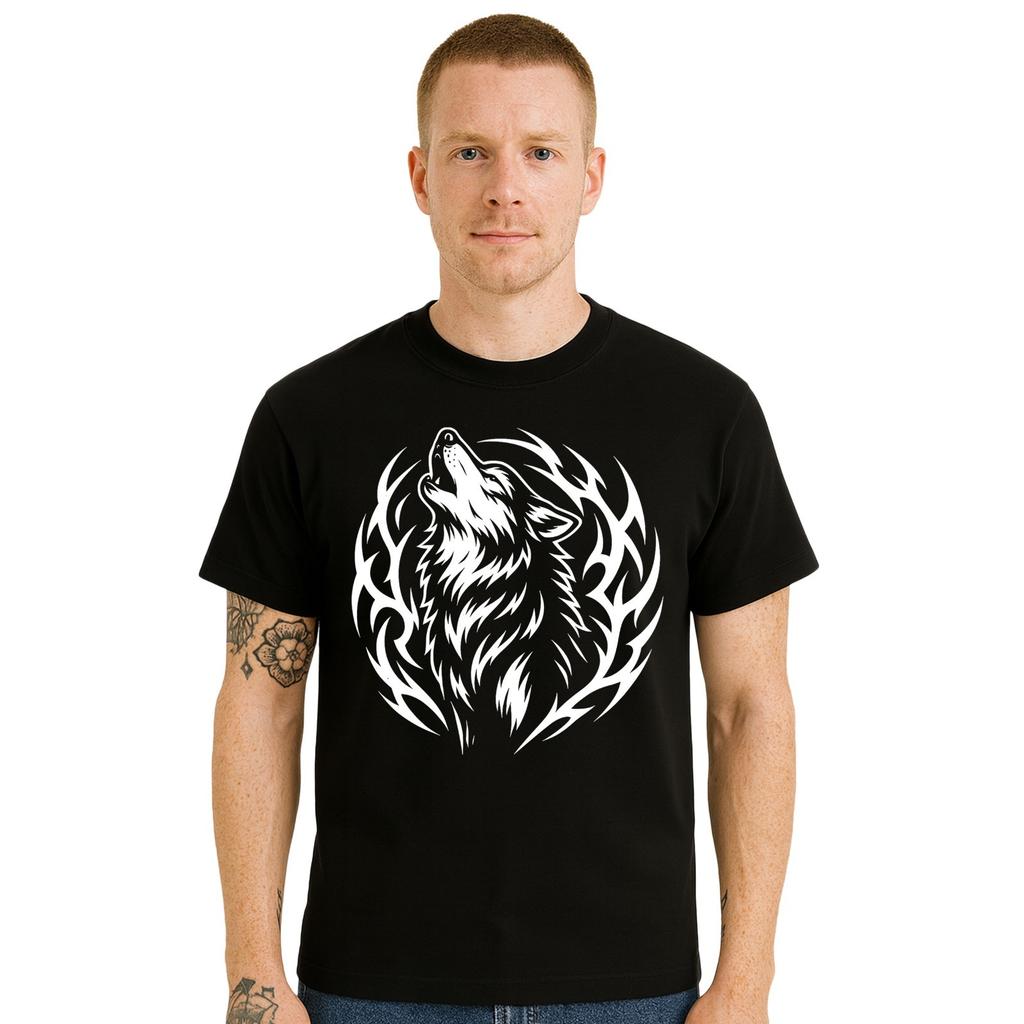 WOLF HOWLING AT THE MOON | Dark Night | T-SHIRT FOR Men's Wolf Present Top Tee