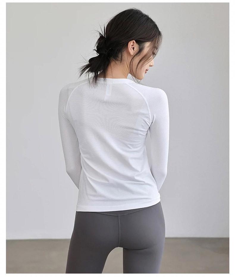 Women's Quick-Dry Sports Yoga Long-Sleeve T-Shirt - Round Neck, Versatile for Autumn/Winter Training