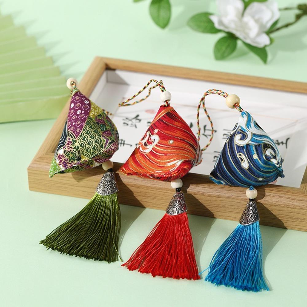 1/2 Stück Abweisend Auto Quaste Anhänger Amulett Segen Quaste Beutel Stickerei Kordelzugbeutel