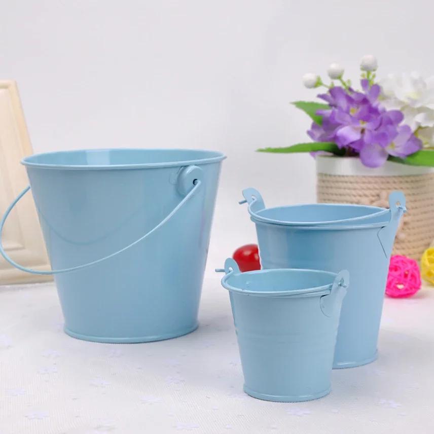1pc Mini Metal Iron Flower Pot with Handle Hanging Balcony Garden Office Planter Mini Bucket Candy Basket Home Decor