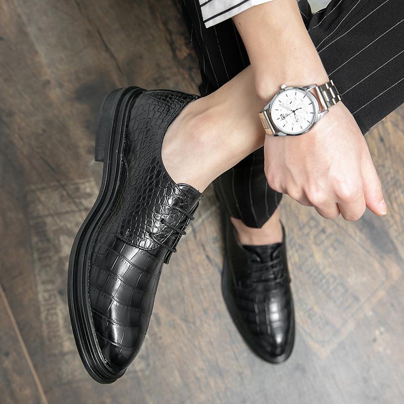 Hot Sale Men's Dress Shoes Luxury Men Wedding Shoes Dress Oxford Leather Breathable Moccasins Brand Platform Original Men Shoes