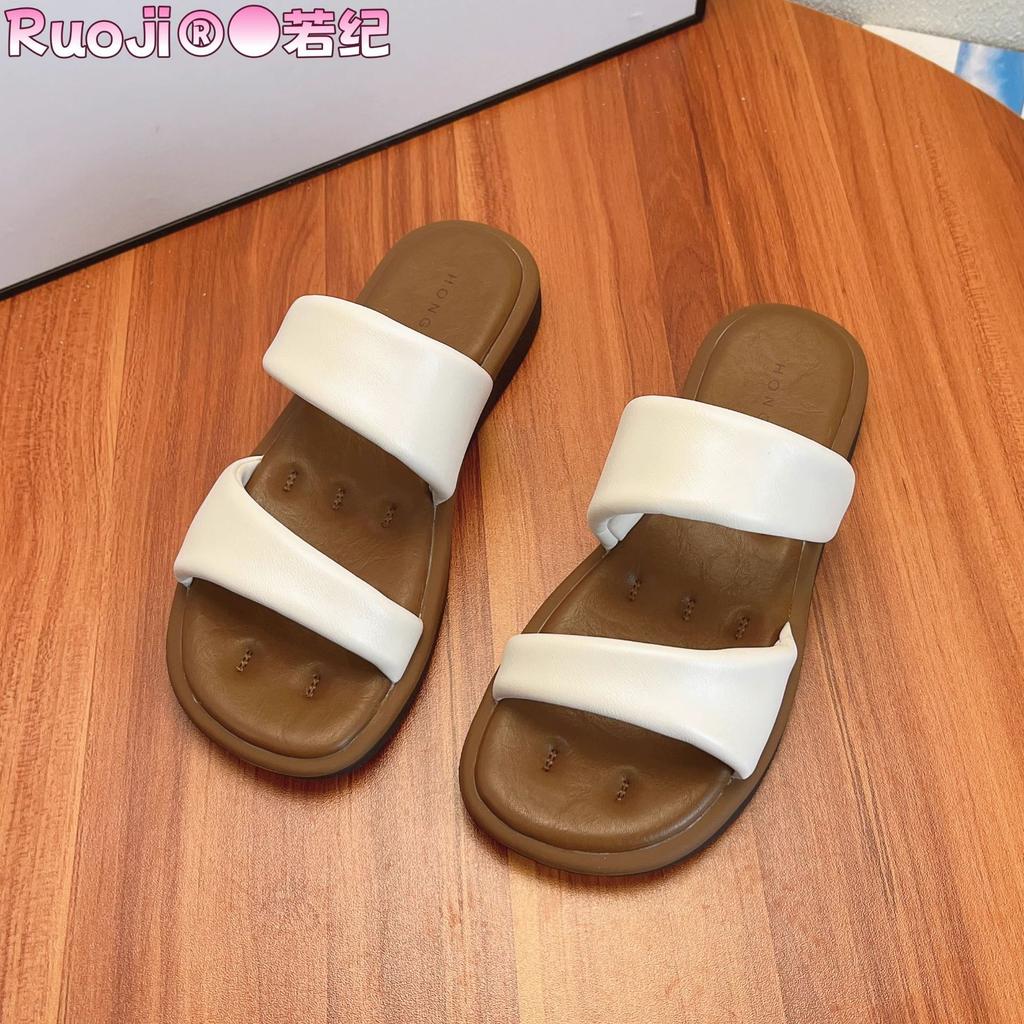 Soft flat bottom one-word drag women 2025 summer popular new casual wear beach comfortable cool slippers women casual