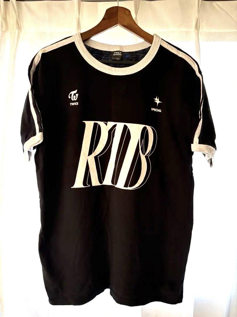 

[USED] TWICE READY TO BE SPECIAL T-shirt, size L, black