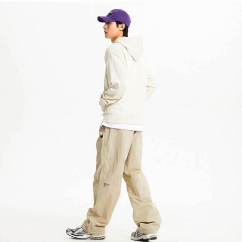 New Balance Half Club  Uni Small Logo Hoodie Semi Overfit Nbn0e2s071 35 Hoodie