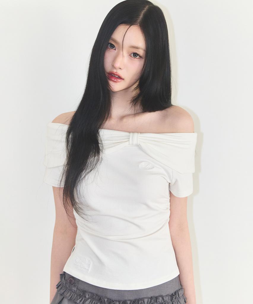 ILLIGO Bow Off-Shoulder Tee White
