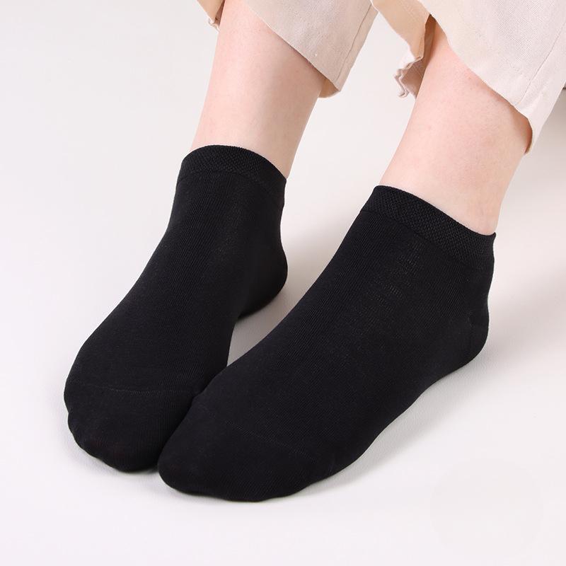 Women Spring and Summer New Antibacterial Anti Pilling Simple Boneless Breathable Boat Socks