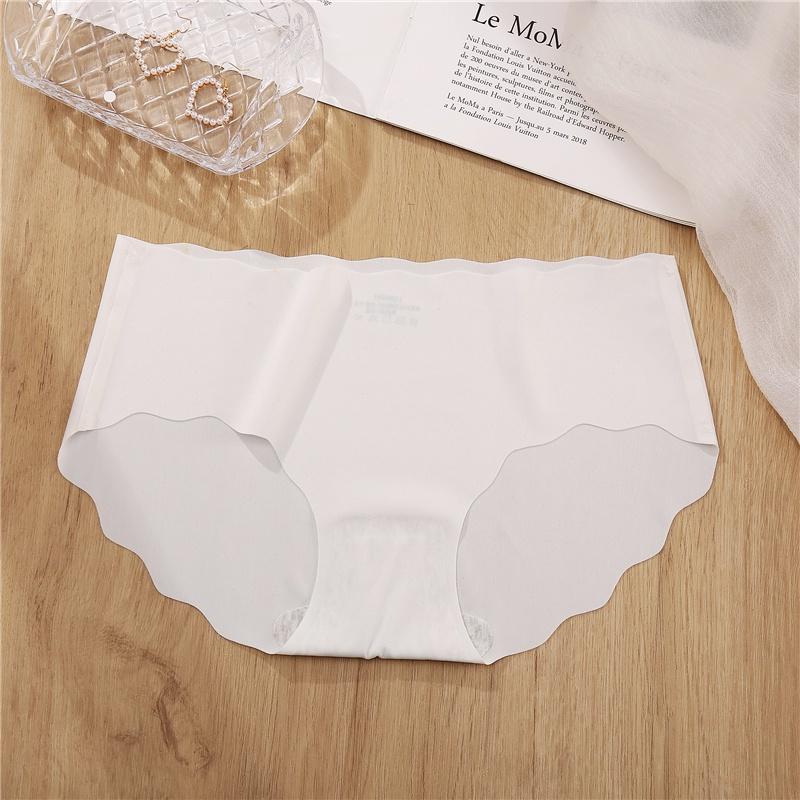 Women Seamless Panties Female Ice Silk Panties Low-waist Breathable Comfortable Panty M-XL