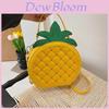 Borsa a tracolla rotonda piccola in PU con fragole carine per l'uso casual estivo