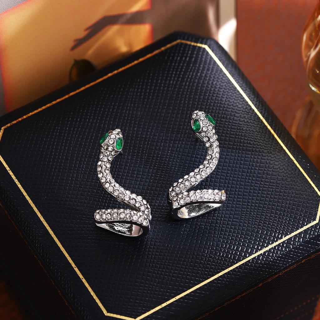 Year Of The Snake Personality Diamond-Set Design Snake Earrings, Light Luxury Cold Wind High-End Fashion Temperament Earrings