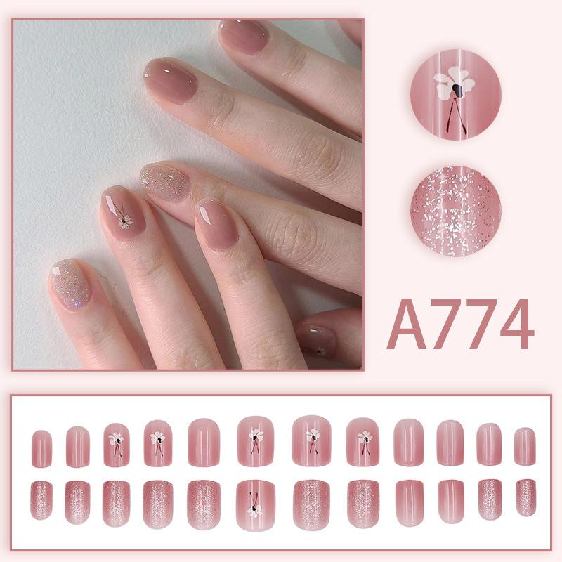 24 teile/schachtel Schnelle Nägel Verschiedene Schmetterling 3D Blumen Einfache Nail art Aufkleber Tragbare DIY Fertige Künstliche Nägel