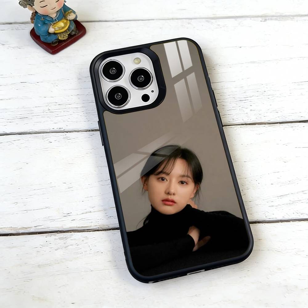 Korean Actor  Park Shin-hye Phone Case For iPhone17,16,15,14,13,12,11 Plus,Pro Magnetic with Magsafe Wireless Charging