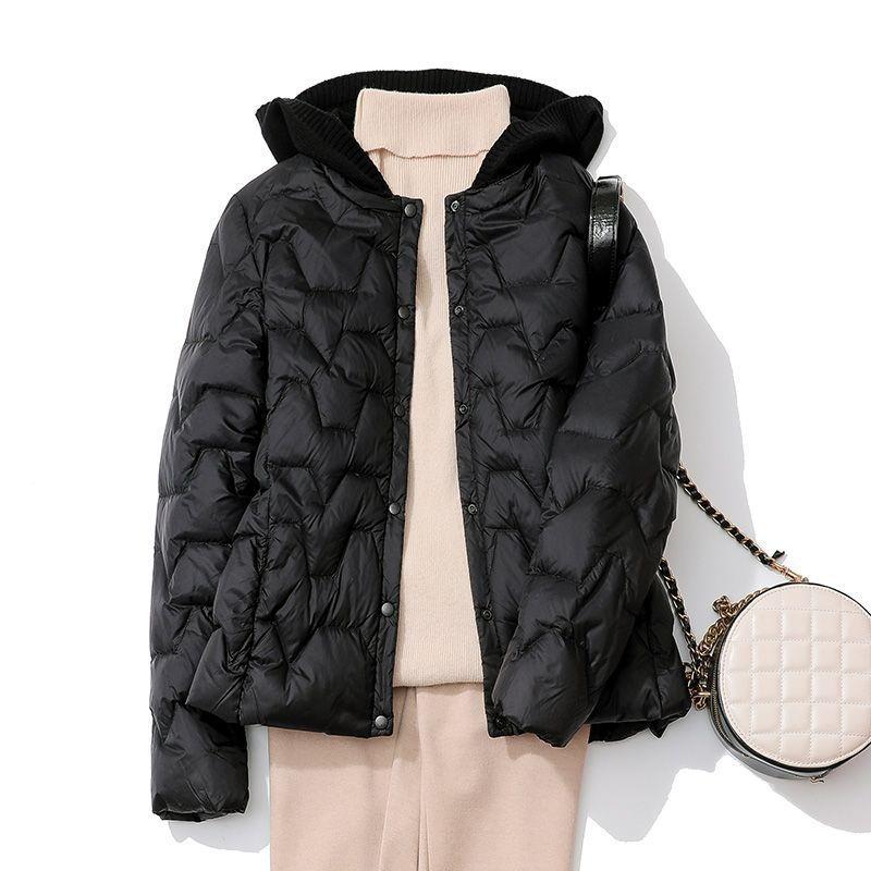 

Autumn and winter light and thin hooded down jacket women s short splicing knitted hat fashionable inner with light and slim jacket tide M (up to 47.5 kg) чёрный