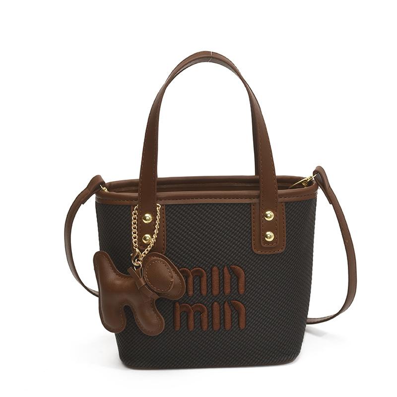 Retro woven handbag bag women's new large-capacity shoulder bag versatile bucket bag messenger bag