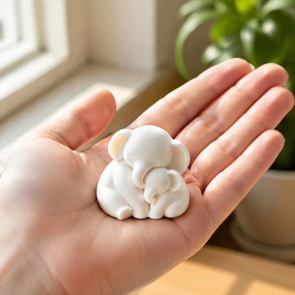 3D Printed Sitting Elephant Figurine Parent Child Elephant Sculpture Mother's Day Gifts