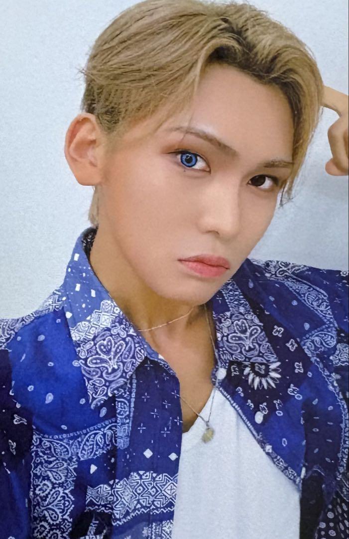 

[Б/У] XLOV Hyun b.stage+ редкая торговая карточка