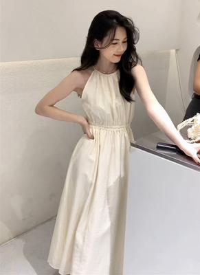 Black Waist-exposed Holiday Dress, New Design Sense, Waist-closed and Thin, Sleeveless Neck-hanging Long Dress for Women In Summer
