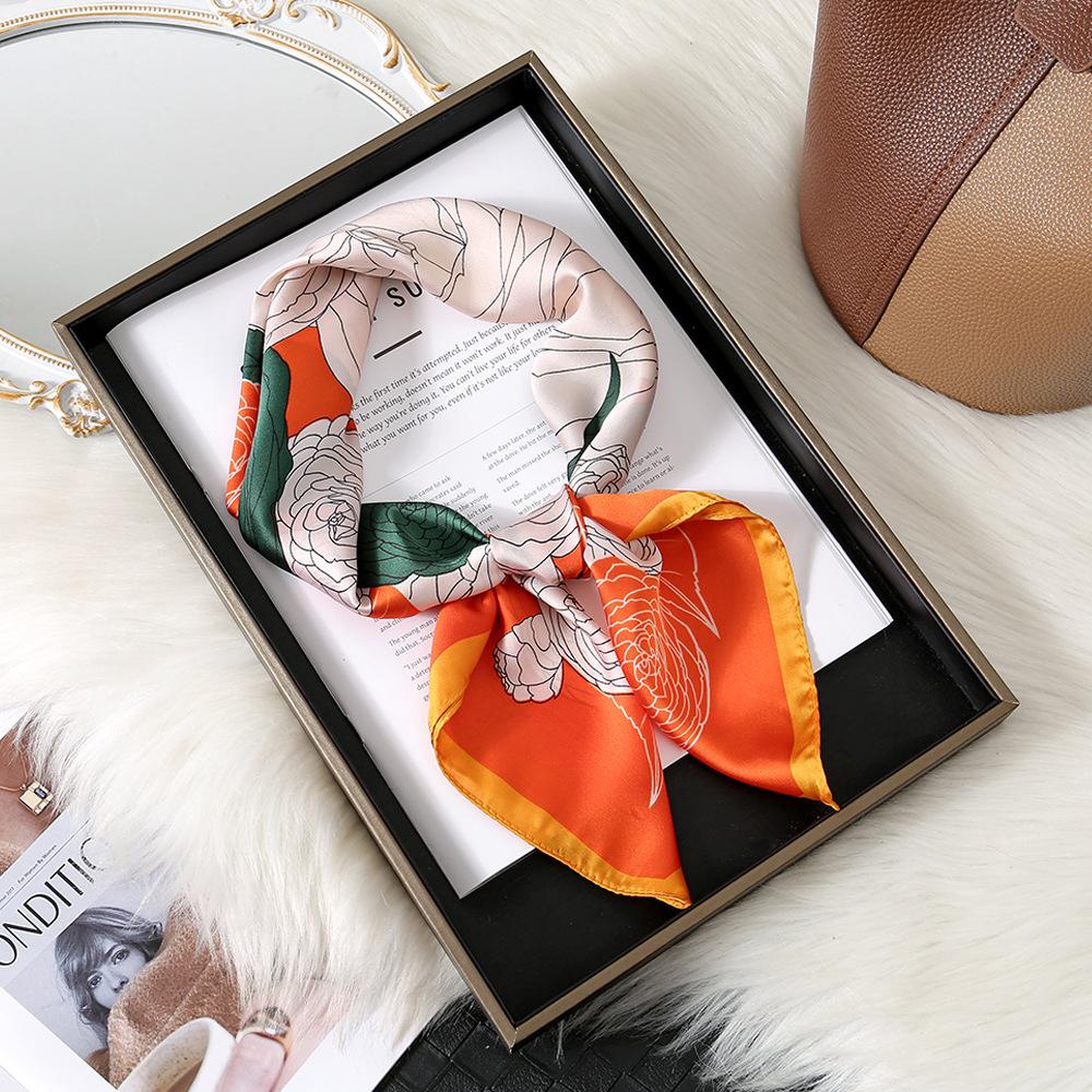 Camellia Flower Simple Silk Scarf Female Shanghai Story Thin Mom High-End Small Square Scarf Scarf