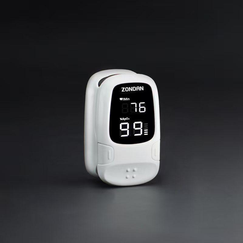English Version Finger Clip Pulse Oximeter - Monitors Blood Oxygen & Heart Rate