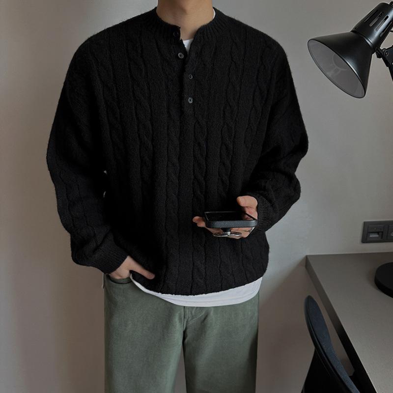 

Henley Collar Men s Knit Sweater: Korean Autumn/Winter Style, Loose Fit M чорний