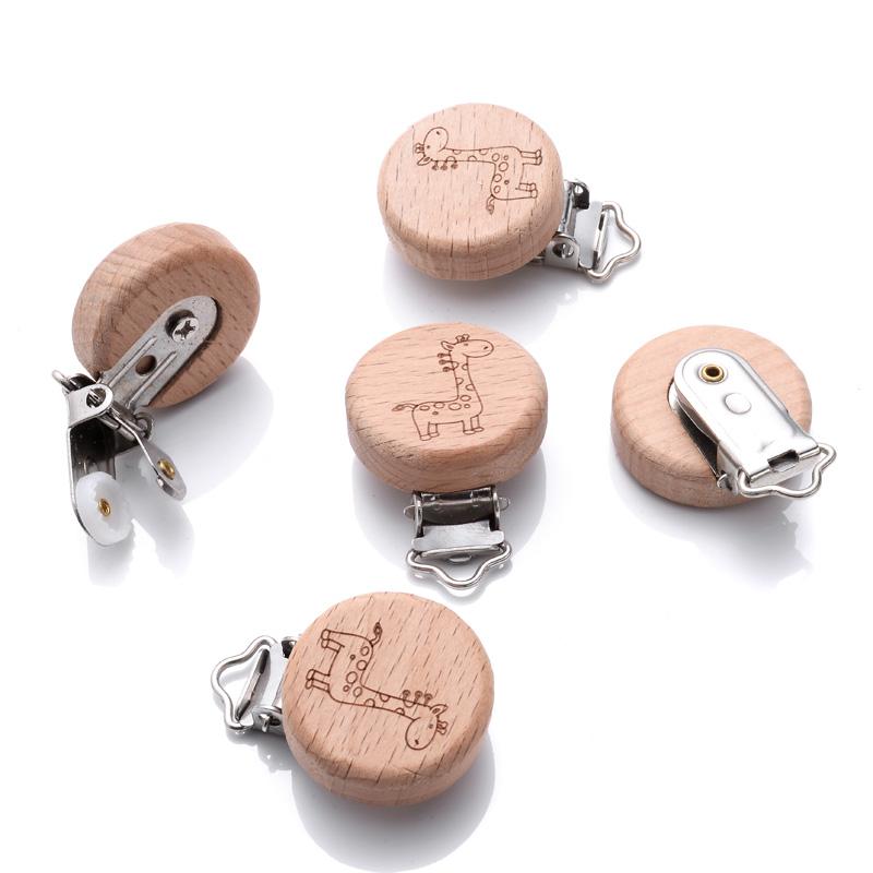 1Pcs 21 Style Baby Beech Pacifier Clips Heart Animal Rainbow Pattern Wooden Metal Clips for Nipple Holder Dummy Clip Soother