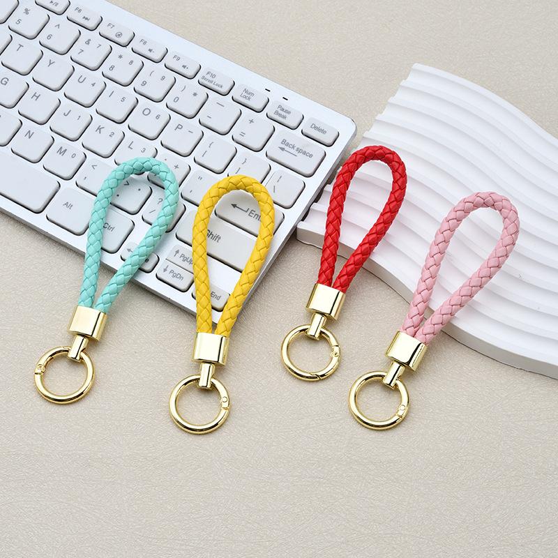 High Quality PU Braided Rope Car Keychain Simple Water Cup Pendant School Bag Keychain Motorcycle Key Ring Ring