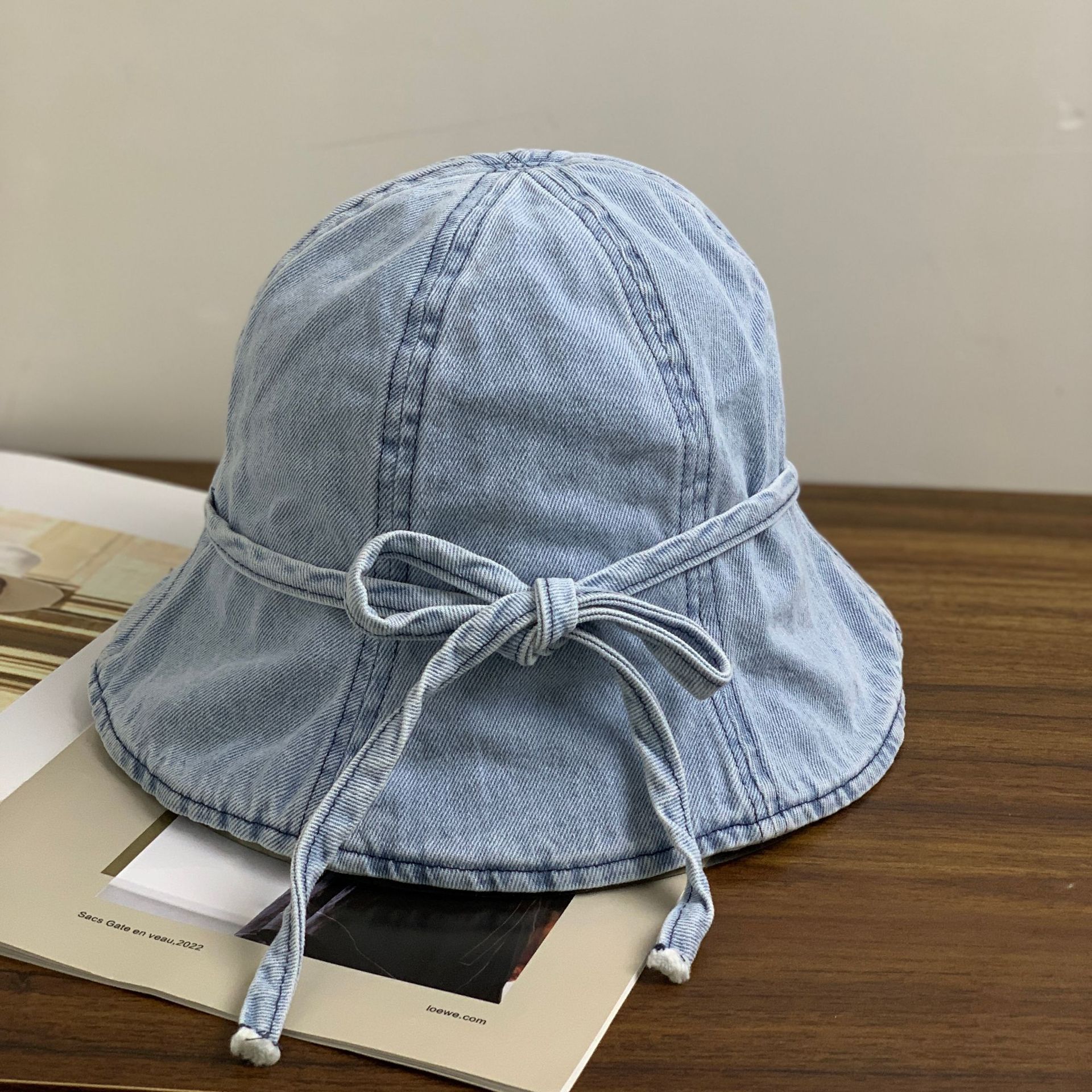 

Тонкая джинсовая шляпа-ведро женская Dongdaemun ретро литературный бант солнцезащитная шляпа-тазик летняя M（56-58cm）