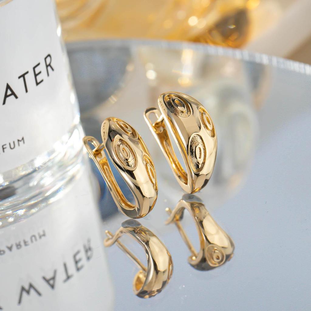 Elegant European-Style Non-Fading Women's Linear Earrings