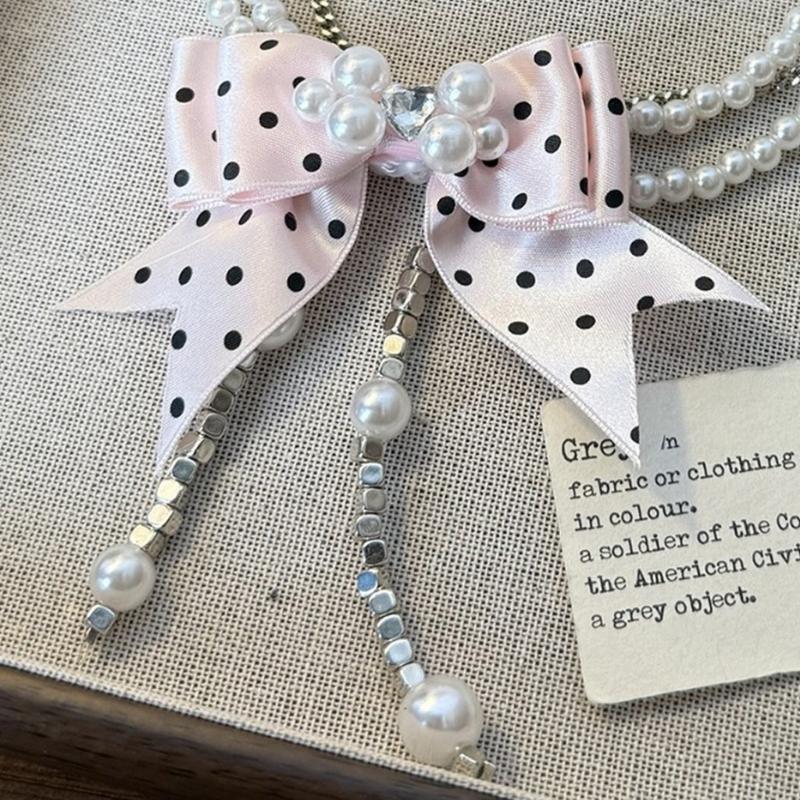 Romantics Pink Dotted Bowknot Designs Pearls Necklace Stylish Clavicle Chain Feminine Accessory For Daily Wear