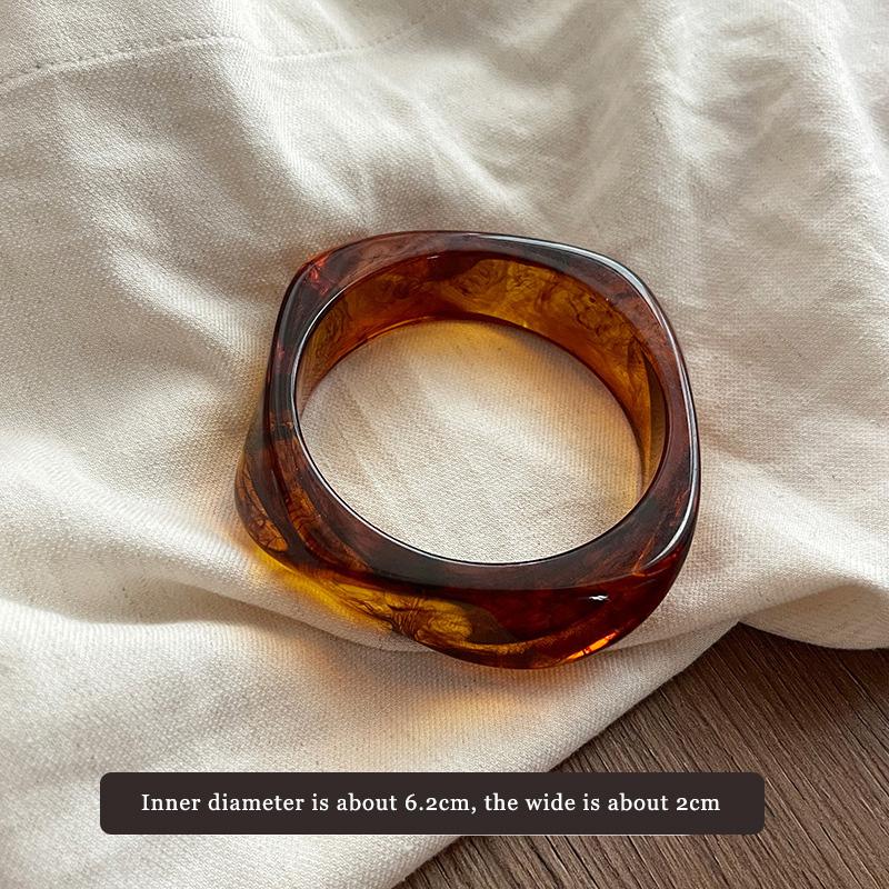 32 Style Acrylic Resin Bangles for Women Retro Punk Coffee Smudging Bangale Personality Irregular Wide Wristband Party Jewelry M