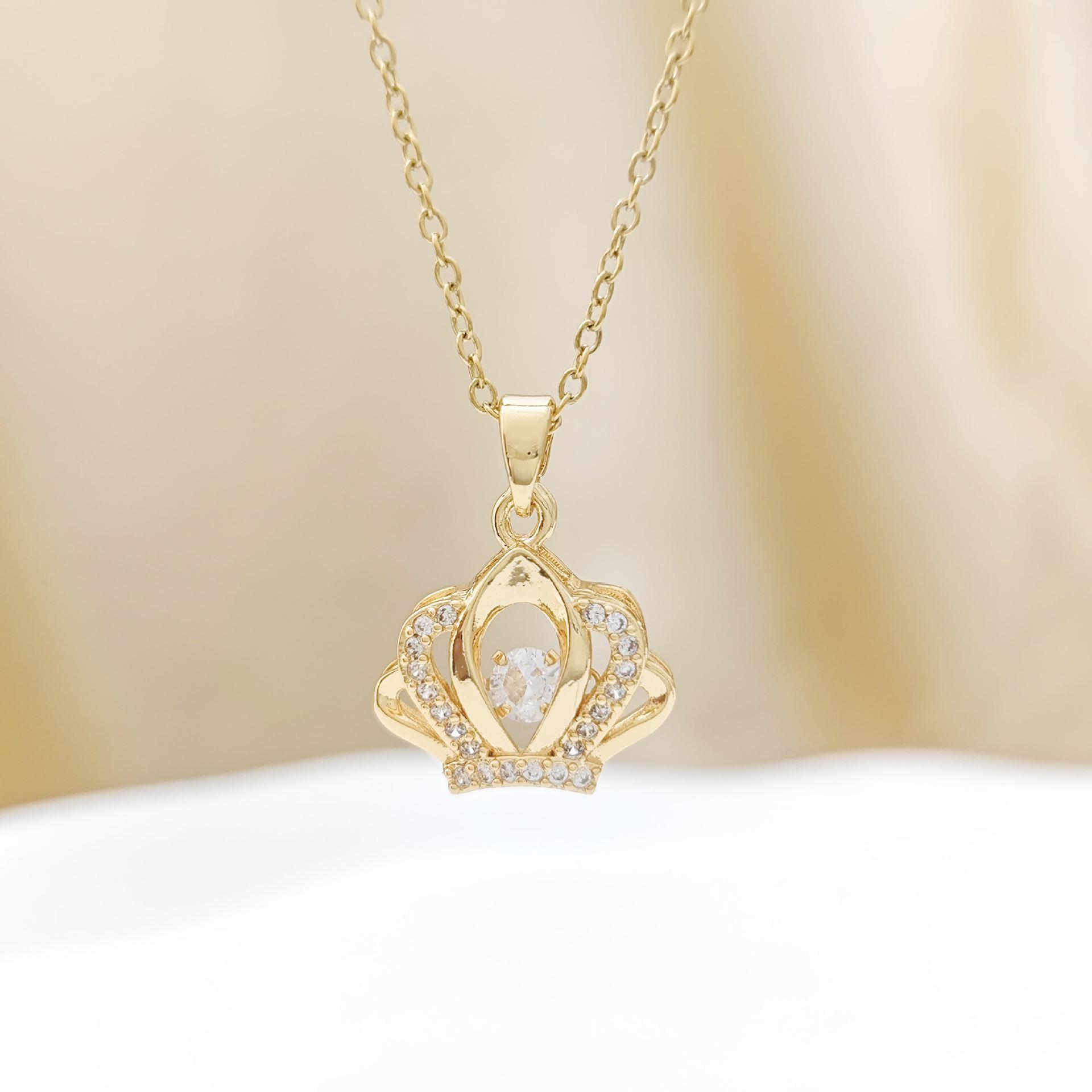 Agile Crown Necklace: Women s High-End Fashion Clavicle Chain - Trendy and Versatile Accessory