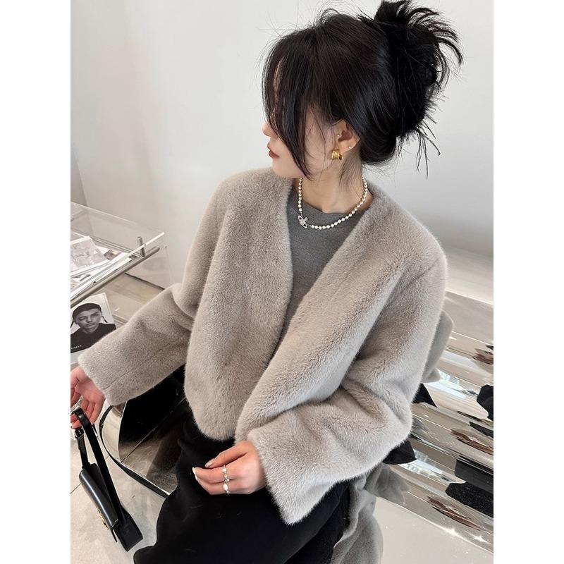 Fall and Winter Faux Fur Mink Hair Short Fur Coat Short Top Female New Faux Fur Hugh Quality Casual Style Coat