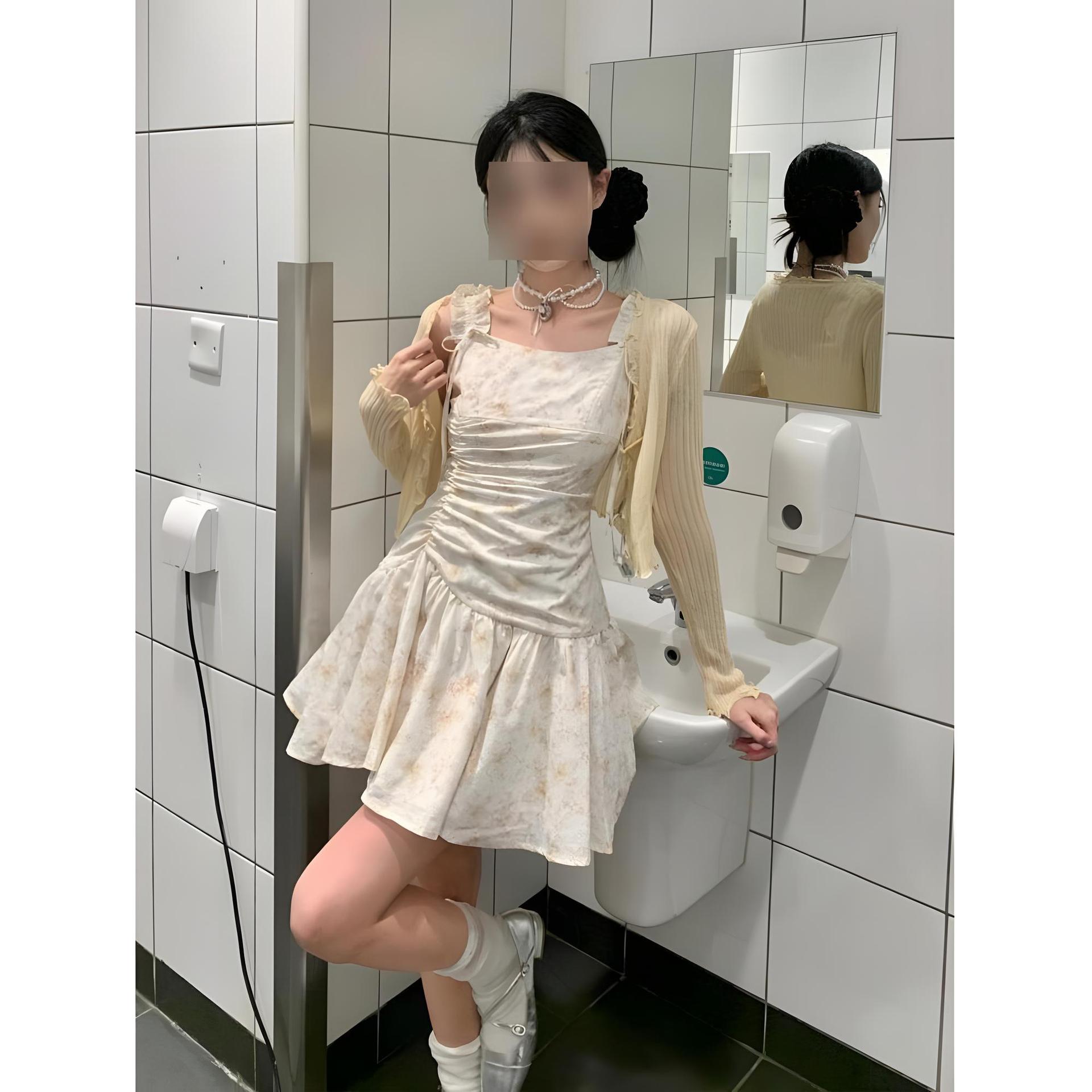 

Популярная в этом году юбка уникальна и красива, желтая юбка-сарафан с цветочным принтом, вязаное платье-кардиган, женское платье. XL- (recommended 110-60kg)