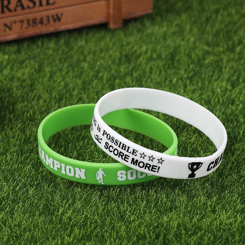 32 szt. Silikonowe opaski piłkarskie Akcesoria imprezowe Motywacyjne gumowe opaski na rękę Piłka nożna Na imprezę tematyczną Piłka nożna Urodziny