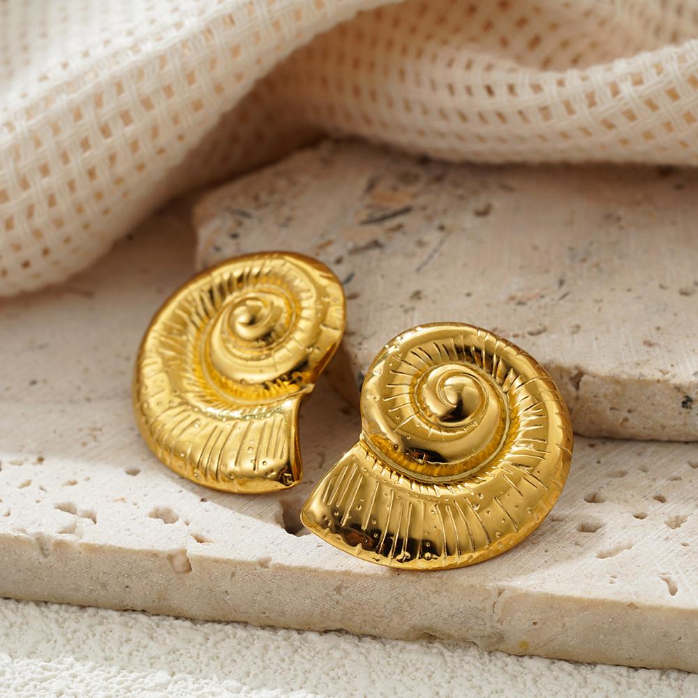 

Vintage Texture Conch Earring Ocean Glossy Gold Color Sea Shell Stud Earrings Beach Zircon Gifts for Women Statement Studs