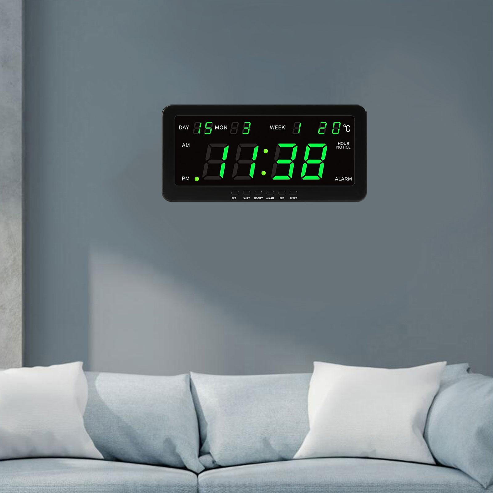 

Digital Clock with Calendar, Alarm, And Temperature for Indoor зелений
