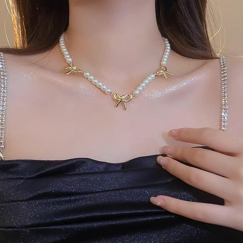 Korean Retro Pearl Diamond Fringed Neck Chain Internet Celebrity Temperament Design Sense Flower Bow Collarbone Chain Necklace Female