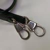 [Pre-Owned] Zumi Double G Buckle Leather Large Capacity Shoulder Crossbody Tote Bag Medium - Very Good #KV32HG