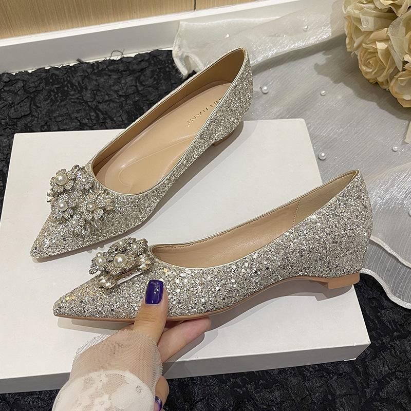 

Rhinestone square buckle small inner height increase single shoes women s slope heel pointed head flat wedding shoes Xiuhe bridesmaid shoes 40