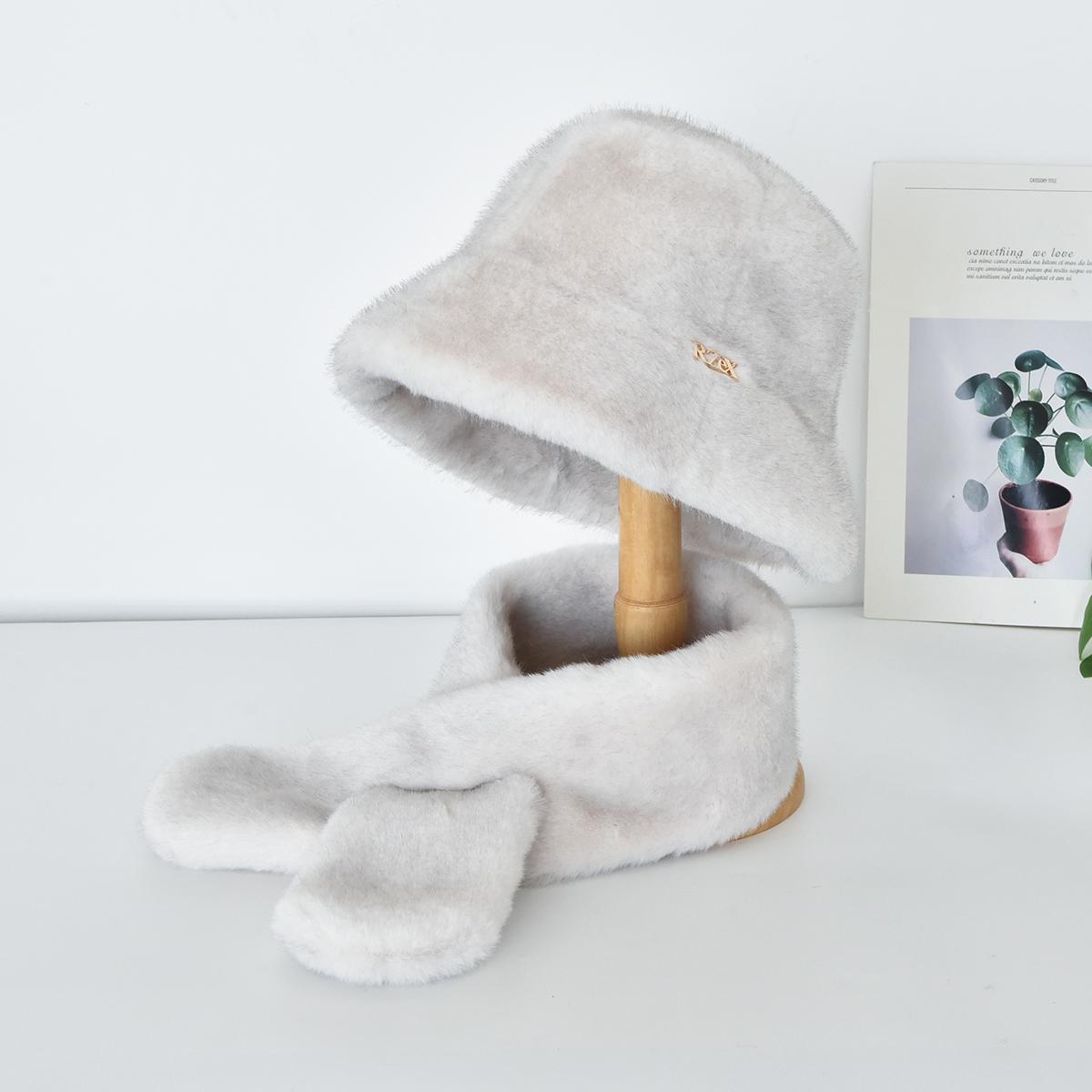 

Women s Luxury Faux Mink Fur Bucket Hat&Scarf Set, Winter Warm Faux Fur Cap, Stylish Fashion Winter Essential білий