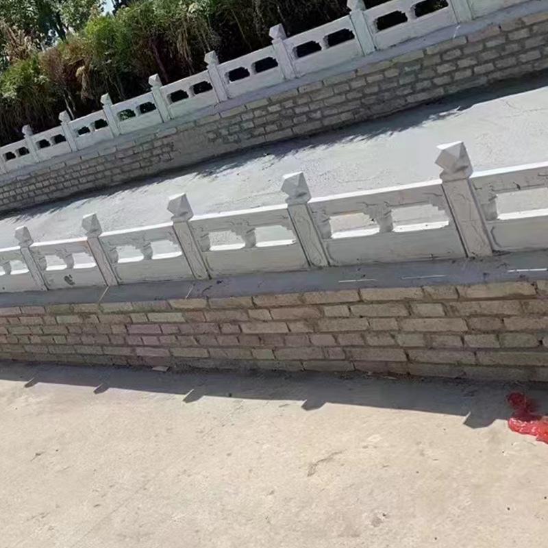 

Antique B-Type Precast Concrete Flower Bed Mold