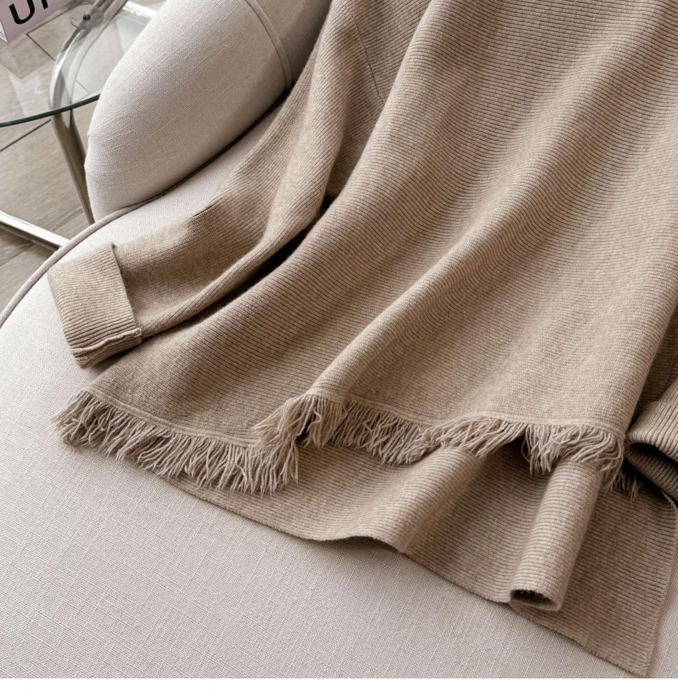 Herbst High-End 7712 Französischer Chic Unregelmäßiger Fransen-Strickanzug Rock Zweiteiliges Set