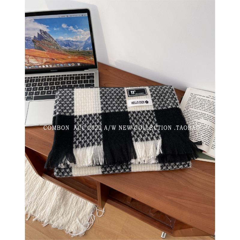 Autumn and Winter Japanese Korean Style Retro High End Plaid All Match Imitation Cashmere Scarf Thickened Neck Scarf Long Shawl