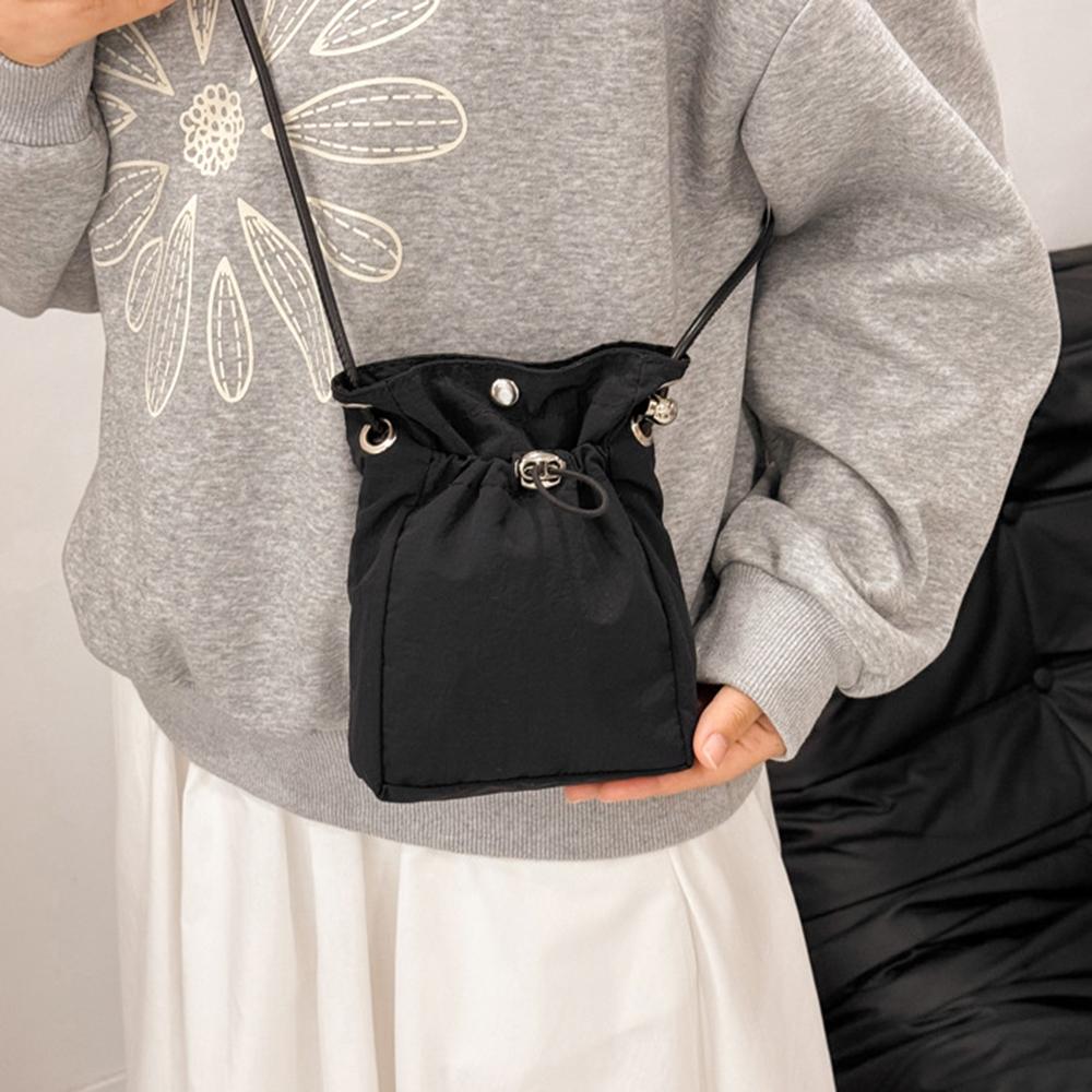 Nylon Crossbody Bag Soft Mini Phone Wallet Multifunctional Square Shoulder Bag Crossbody Purse Canvas Purse Messenger Bag