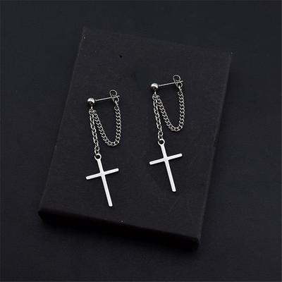 2 Stück Trendige y2k Super Coole Dunkle Street Cross Kette Bungee Ohrringe für Damen Cool Handsome Persönlichkeit Kein Piercing Ohrclip