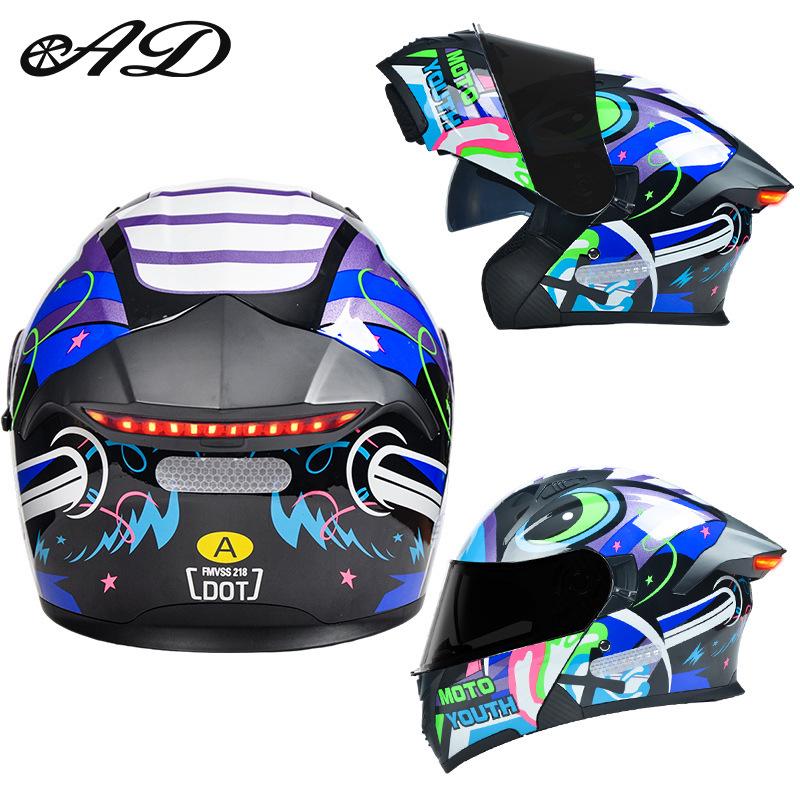 DOT Certified Unisex Flip-up Motorcycle Helmet: Stylish, All-Season Safety Taillight Design
