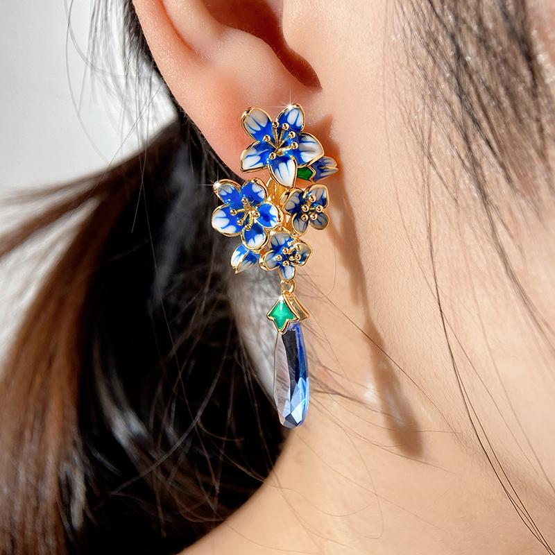 Huitan Handmade Enamel Flower Earrings for Women Temperament Exquisite Blue Floral Earrings Girls Gift Fashion Ladies