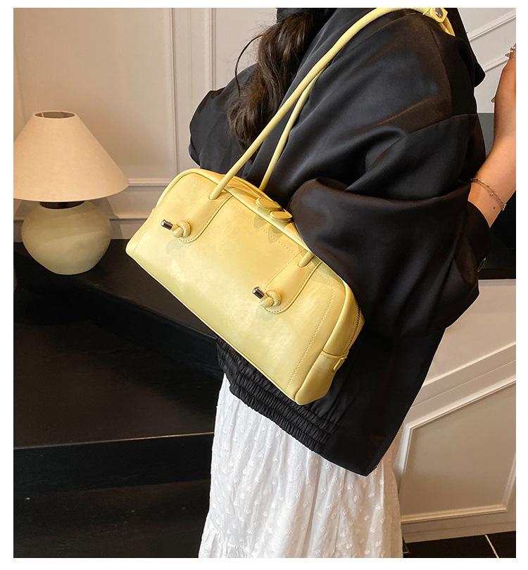 High Sense Fashion Super Fire Small Bag Women 2025 New Versatile Shoulder Armpit Bag Commuter Handbag Pillow Bag